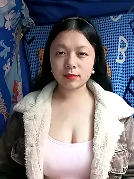 lisa-bae00 online show from January 15, 12:10 pm