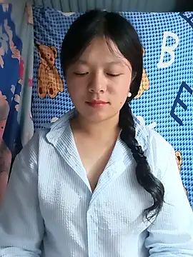 lisa-bae00 online show from June 12, 1:54 pm