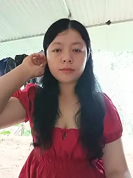 lisa-bae00 online show from June 28, 1:33 am