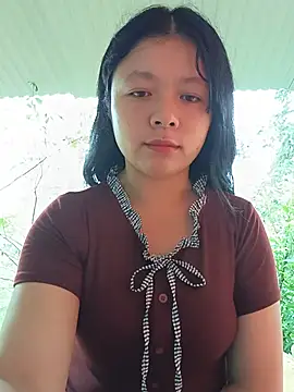 lisa-bae00 online show from July 24, 3:15 am