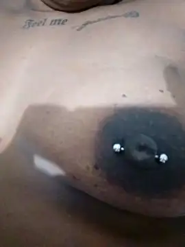 Snapshot of Jennyy31 chatting on November 12, 12:55 am Jennyy31 online show from November 12, 12:55 am