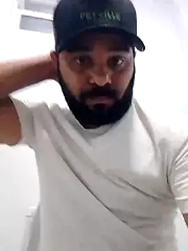 Snapshot of Sfdocom chatting on November 4, 9:58 pm Sfdocom online show from November 4, 9:58 pm