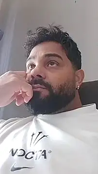 Snapshot of Sfdocom chatting on November 25, 4:40 pm Sfdocom online show from November 25, 4:40 pm