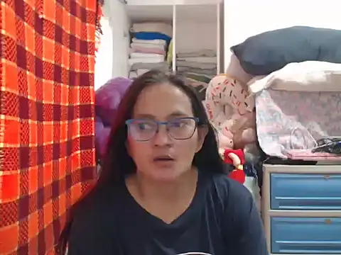 Kinkybela2025 online show from November 27, 3:30 am