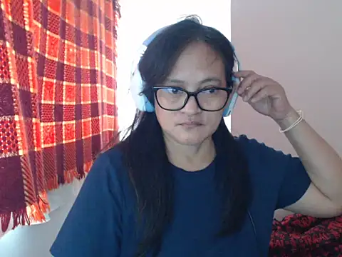 Kinkybela2025 online show from May 15, 11:45 pm