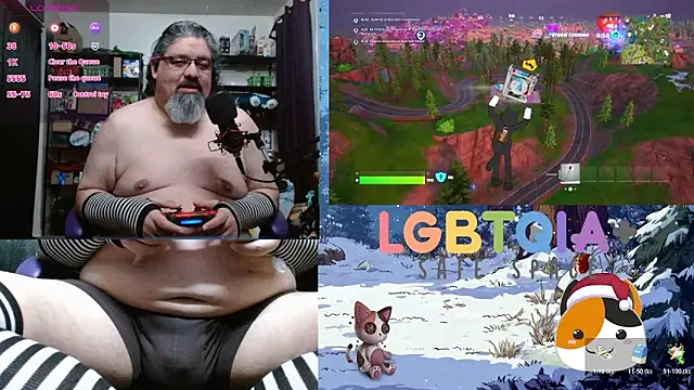 Snapshot of geekycastillo chatting on December 14, 3:56 am geekycastillo online show from December 14, 3:56 am