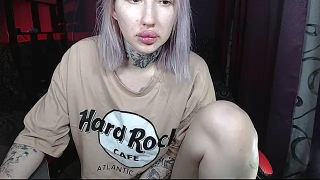 Snapshot of AuroraKeepFuck chatting on December 14, 8:13 pm AuroraKeepFuck online show from December 14, 8:13 pm