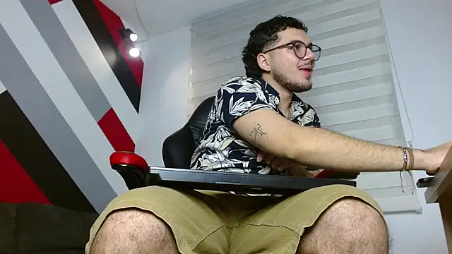 Zac Golden online show from February 8, 12:08 pm