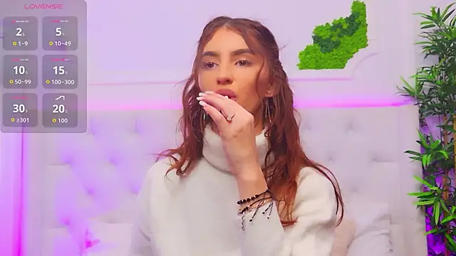 ElisaCharm online show from February 10, 3:32 am