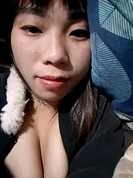 Snapshot of mekaka00 chatting on December 1, 6:57 pm mekaka00 online show from December 1, 6:57 pm