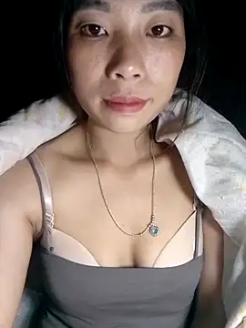 Snapshot of mekaka00 chatting on December 3, 8:18 pm mekaka00 online show from December 3, 8:18 pm