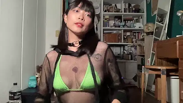 Snapshot of tw_tansan chatting on October 25, 2:02 pm tw tansan online show from October 25, 2:02 pm