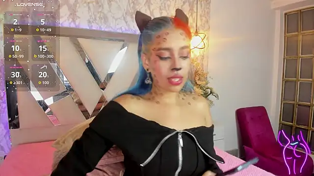 Snapshot of Cristall_ravven chatting on October 22, 7:02 pm Cristall ravven online show from October 22, 7:02 pm