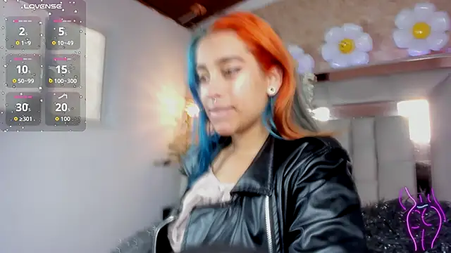 Snapshot of Cristall_ravven chatting on November 12, 1:55 pm Cristall ravven online show from November 12, 1:55 pm