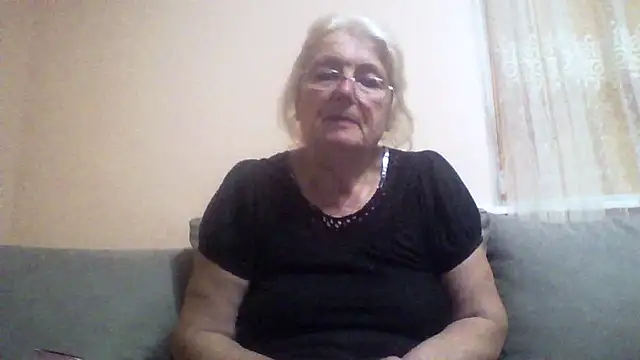 AmyLove353 online show from July 17, 2:18 am
