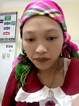 Snapshot of Menu_x chatting on December 5, 12:25 pm Menu x online show from December 5, 12:25 pm