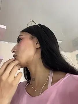 Violeet-Smith online show from November 15, 10:04 pm