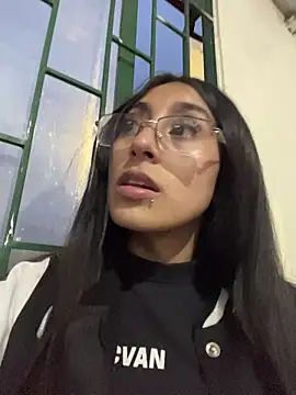 Violeet-Smith online show from November 23, 10:53 pm