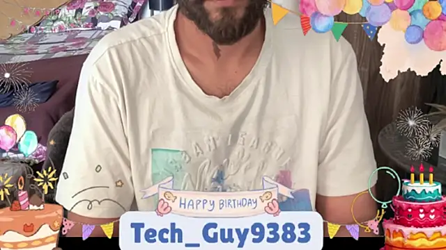 Snapshot of MakeMeAwareAah chatting on April 11, 7:45 am MakeMeAwareAah online show from April 11, 7:45 am