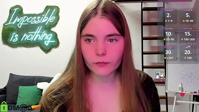 Snapshot of MiraaBloom chatting on October 22, 1:22 pm MiraaBloom online show from October 22, 1:22 pm