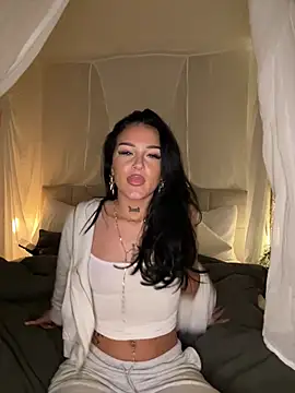 Gabbyys online show from February 15, 8:49 pm