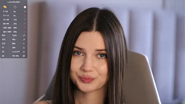 Snapshot of LonnaSkar chatting on November 20, 7:52 am LonnaSkar online show from November 20, 7:52 am