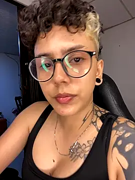 Abby Evanns1 online show from October 30, 2:57 am