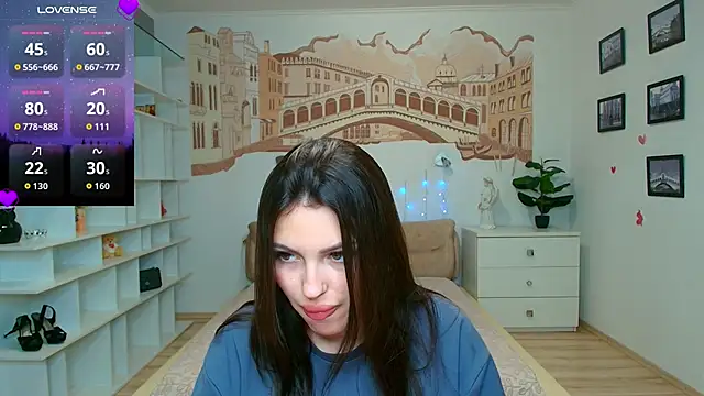 KittyShenson online show from June 10, 5:45 pm