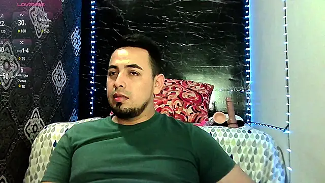 Snapshot of Ethan_quill chatting on November 18, 11:37 pm Ethan quill online show from November 18, 11:37 pm