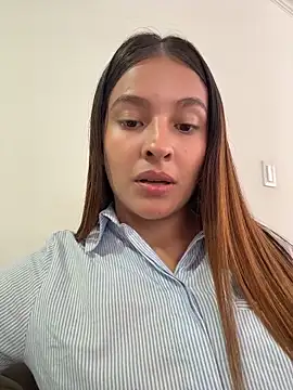 Snapshot of Talia_Bonet chatting on June 11, 3:54 pm Talia Bonet online show from June 11, 3:54 pm