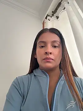Snapshot of Talia_Bonet chatting on June 17, 3:13 pm Talia Bonet online show from June 17, 3:13 pm