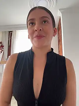 Snapshot of Talia_Bonet chatting on June 26, 4:00 pm Talia Bonet online show from June 26, 4:00 pm
