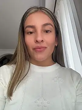 Snapshot of Talia_Bonet chatting on July 29, 4:27 pm Talia Bonet online show from July 29, 4:27 pm