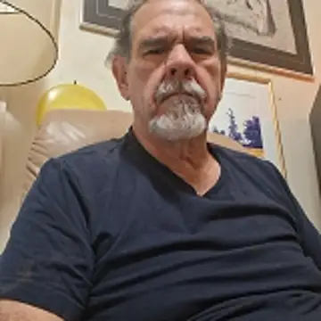 Snapshot of pena633 chatting on November 9, 10:19 pm pena633 online show from November 9, 10:19 pm