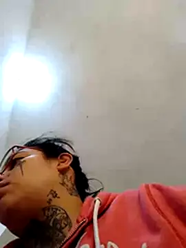 Chicattoo69 online show from November 8, 3:01 pm