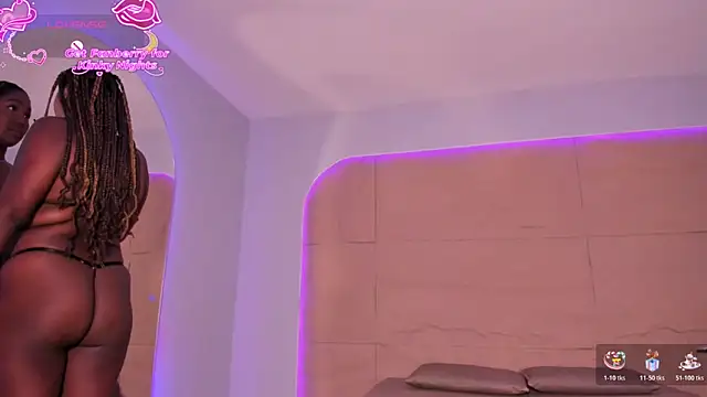 Snapshot of Viana_dior chatting on December 13, 9:53 pm Viana dior online show from December 13, 9:53 pm