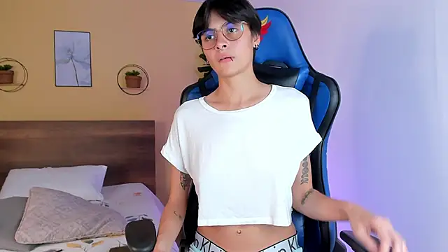 Snapshot of MartinnaGrecco chatting on November 21, 8:29 pm MartinnaGrecco online show from November 21, 8:29 pm