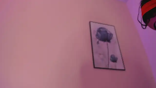 YariRose online show from January 16, 1:59 pm