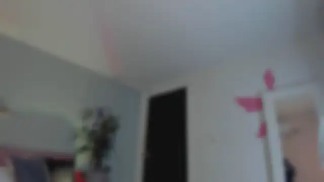 Snapshot of YariRose chatting on July 30, 4:06 pm YariRose online show from July 30, 4:06 pm