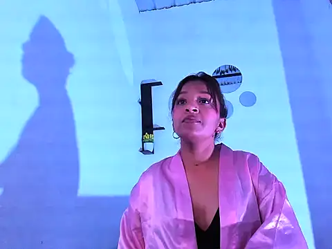 Snapshot of spicy_girl19 chatting on November 5, 2:22 am spicy girl19 online show from November 5, 2:22 am