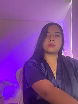 Snapshot of aly_nicols chatting on October 21, 6:52 pm aly nicols online show from October 21, 6:52 pm