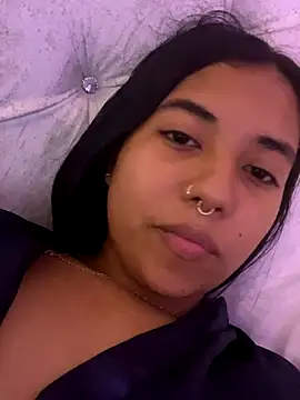 Snapshot of aly_nicols chatting on November 5, 7:08 am aly nicols online show from November 5, 7:08 am