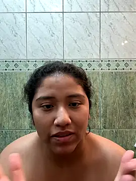 Snapshot of Kmiii21 chatting on November 24, 5:23 pm Kmiii21 online show from November 24, 5:23 pm