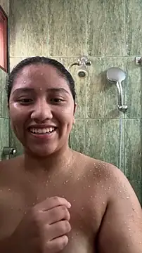 Snapshot of Kmiii21 chatting on March 27, 10:20 pm Kmiii21 online show from March 27, 10:20 pm