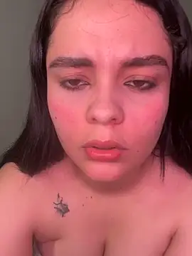 Snapshot of Selena_Roa chatting on November 20, 9:36 pm Selena Roa online show from November 20, 9:36 pm