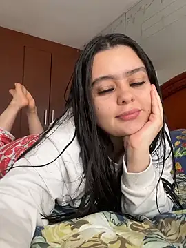 Selena Roa online show from April 24, 12:07 pm