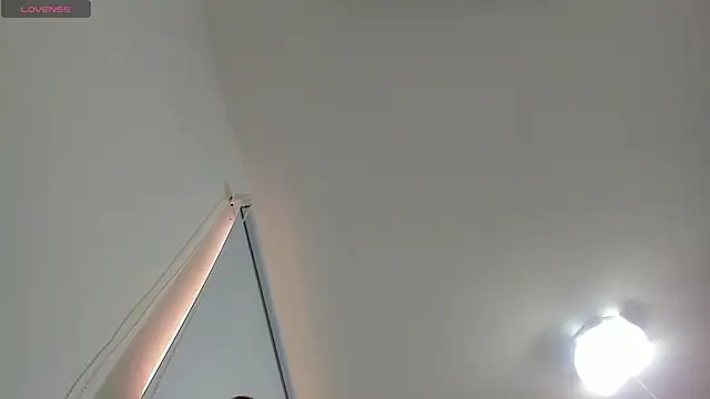 Snapshot of mirandaduboiss chatting on November 12, 5:13 pm mirandaduboiss online show from November 12, 5:13 pm