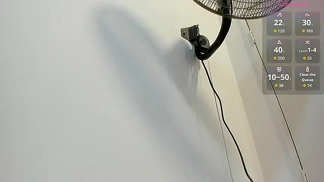 mirandaduboiss online show from June 30, 5:14 pm