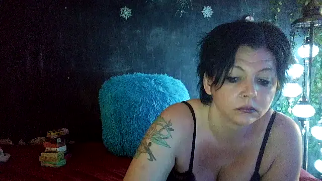 MorgannaVamp online show from May 28, 7:49 am