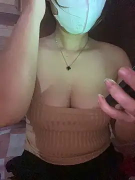 Snapshot of Nanalove68 chatting on January 14, 5:02 am Nanalove68 online show from January 14, 5:02 am